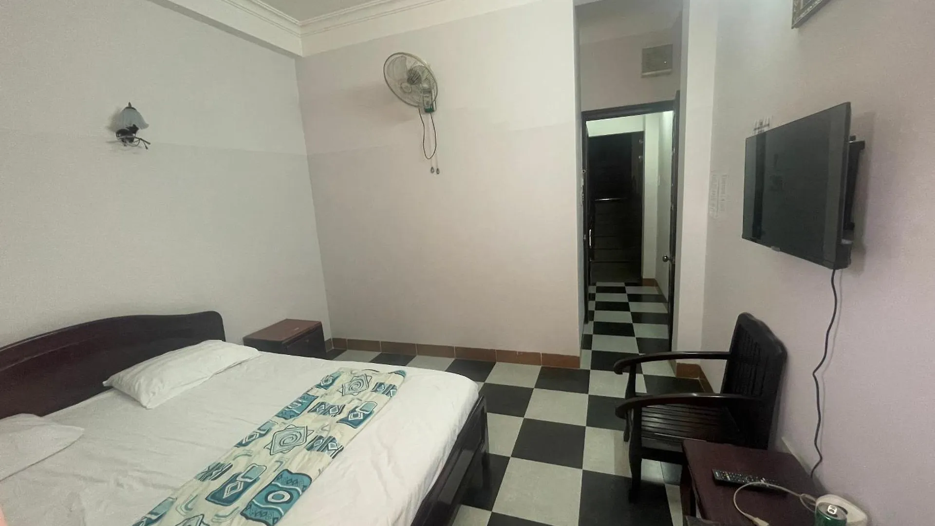 Hotel Hometravel Nha Trang Vietnam